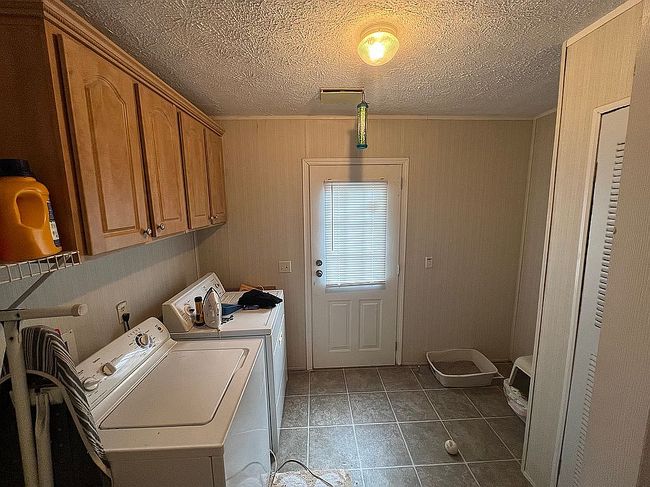 Photo of 226 Castle Dr Sw, Conyers, GA