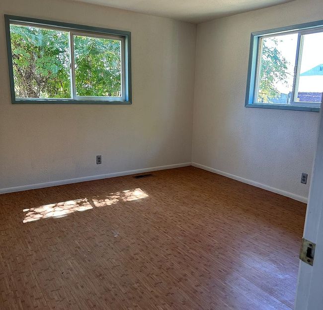 Photo of 3015 Bennett Dr, Bellingham, WA