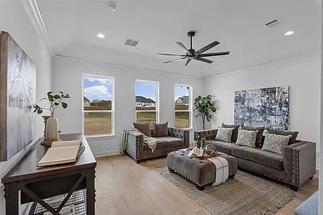 Photo of 1064 Tobey Ct, Aledo, TX