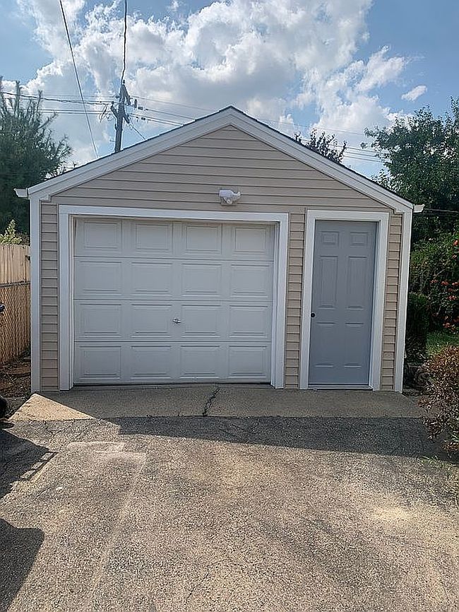 Photo of 926 S 3rd Ave, Des Plaines, IL