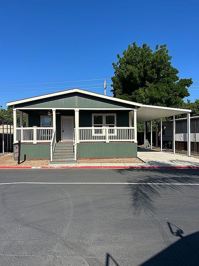Photo of 1901 Dayton Rd Space 2