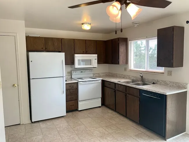 Image of 3194 W 9th Avenue Pl