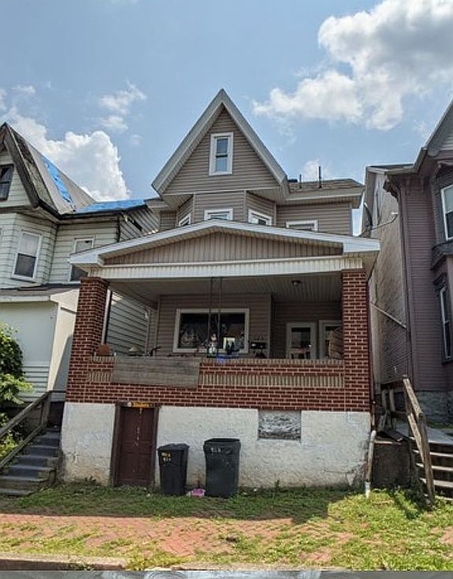 Image of 923 2nd Ave