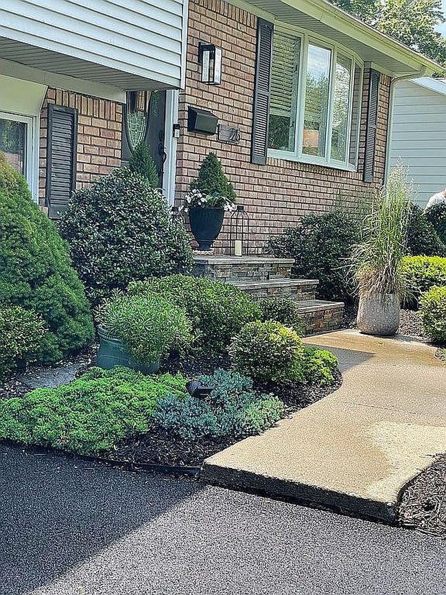 Photo of 25 Hialeah Dr, Albany, NY