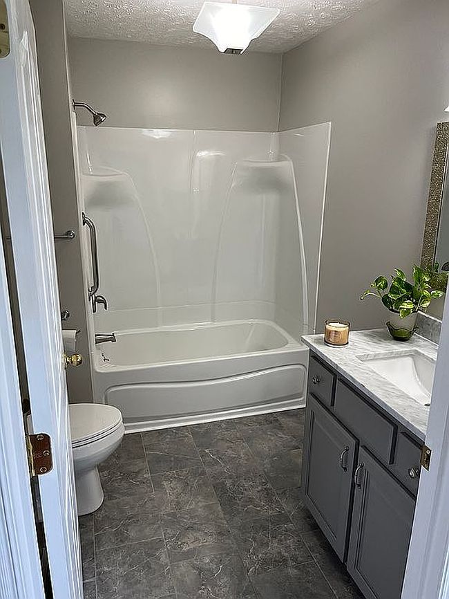 Image of 699 Wire Ln