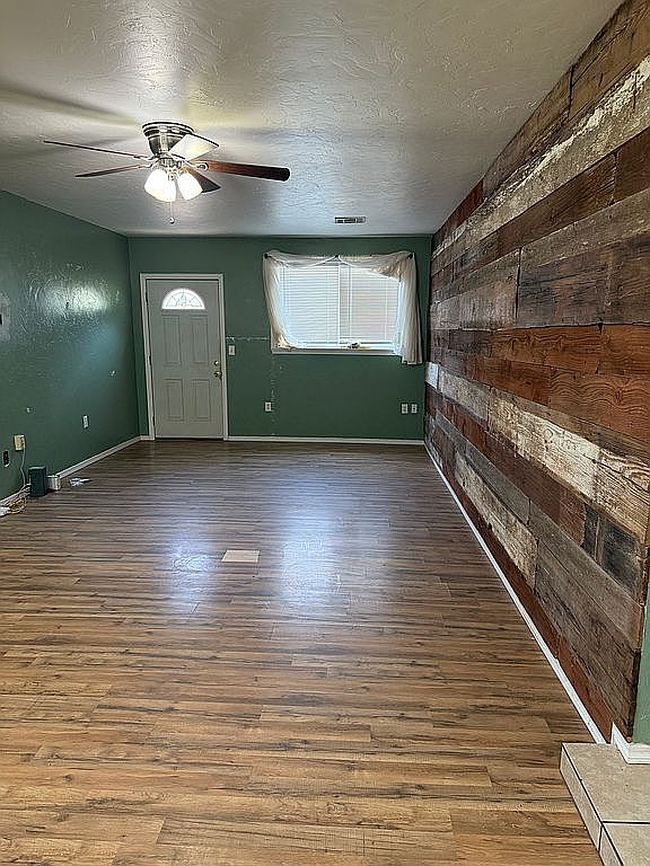 Photo of 122 E Lincoln St, Hollis, OK