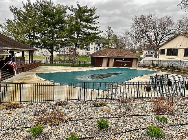 Image of 2 Juniper Ln