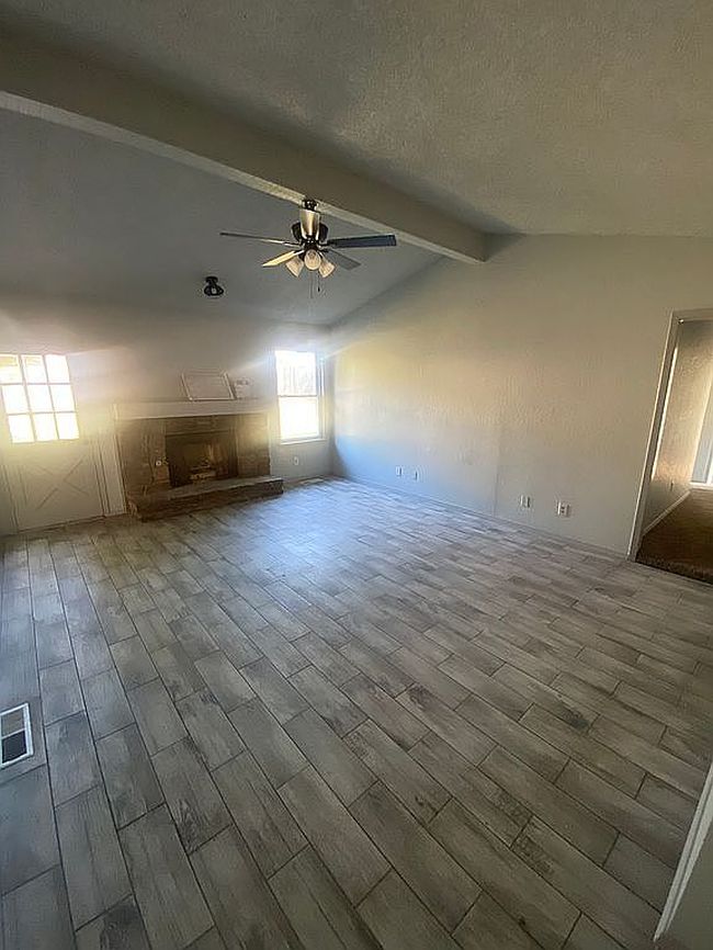 Additional photo 3 of property located at 9339 S 92nd East Ave