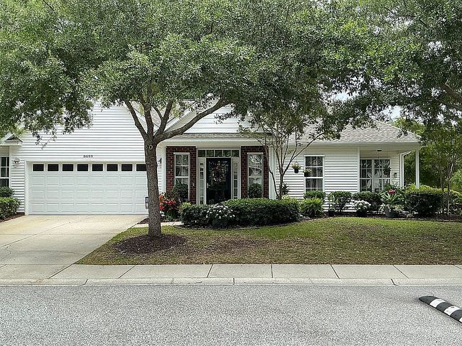 Photo of 8699 Grassy Oak Trl, North Charleston, SC
