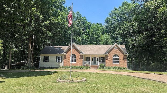 Photo of 17135 Sanddollar Ln, Dinwiddie, VA