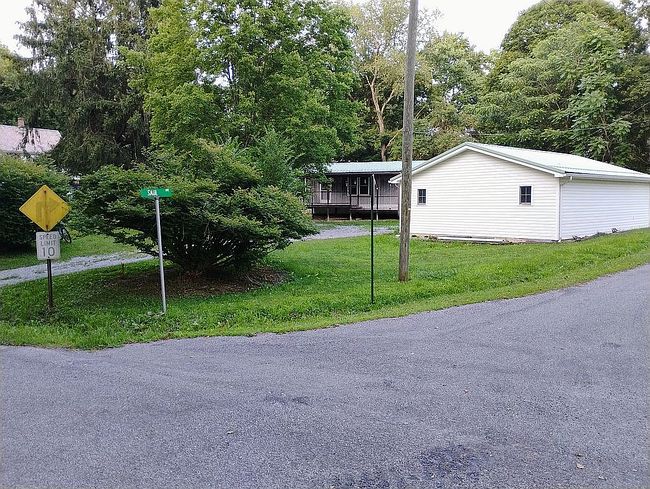 Photo of 11 S Park Blvd, Greenville, PA