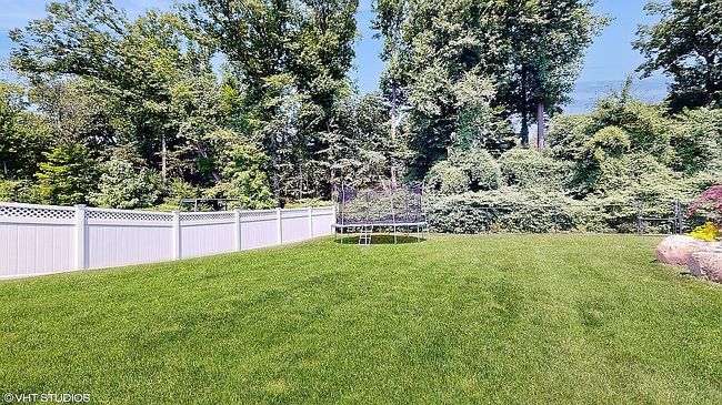 Photo of 45 Minuteman Cir, Orangeburg, NY