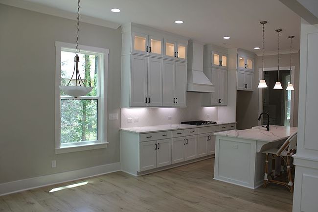 Image of 3284 Sherman Dr