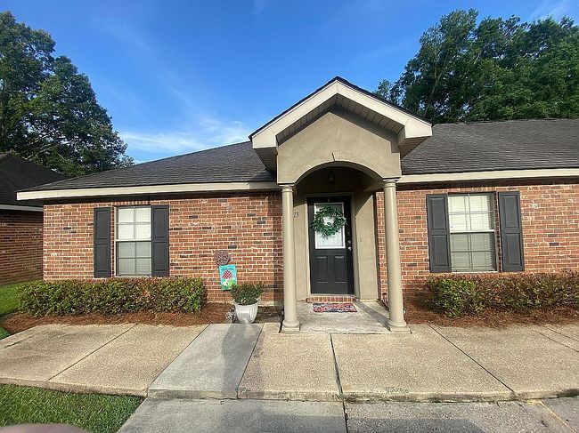 Photo of 45479 Pointe Dr Apt 13, Hammond, LA