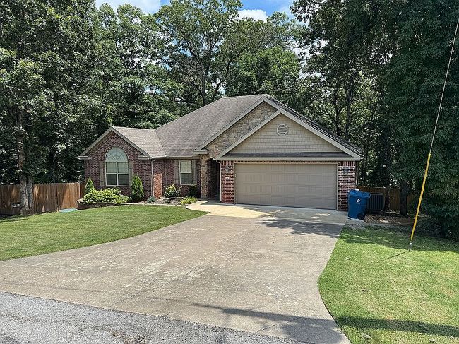 Photo of 10 Reighton Ln, Bella Vista, AR
