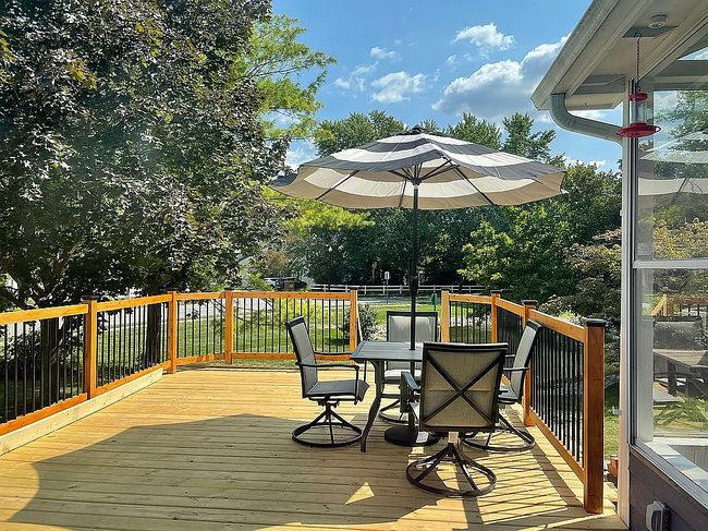 Image of 1099 Saratoga Cir