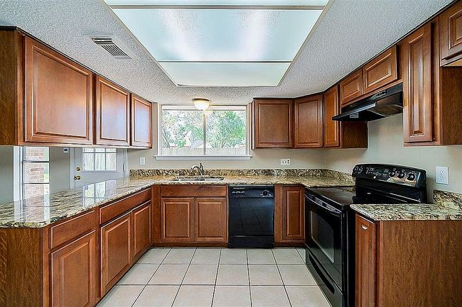 Photo of 23903 Creek Ridge Dr, Spring, TX