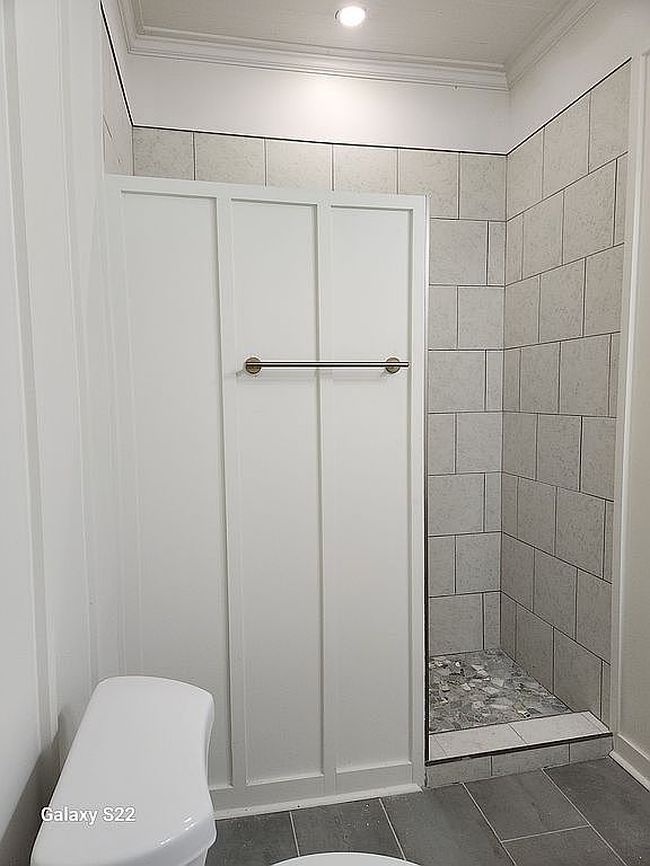 Additional photo 3 of property located at 308 Millstone Rd