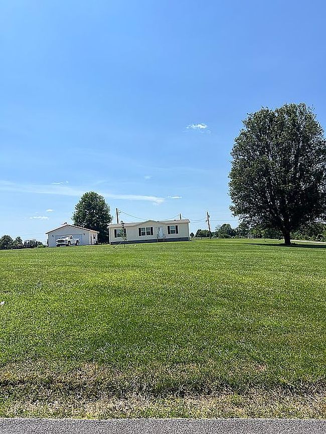 Photo of 25 Buck Watson Rd, Columbia, KY