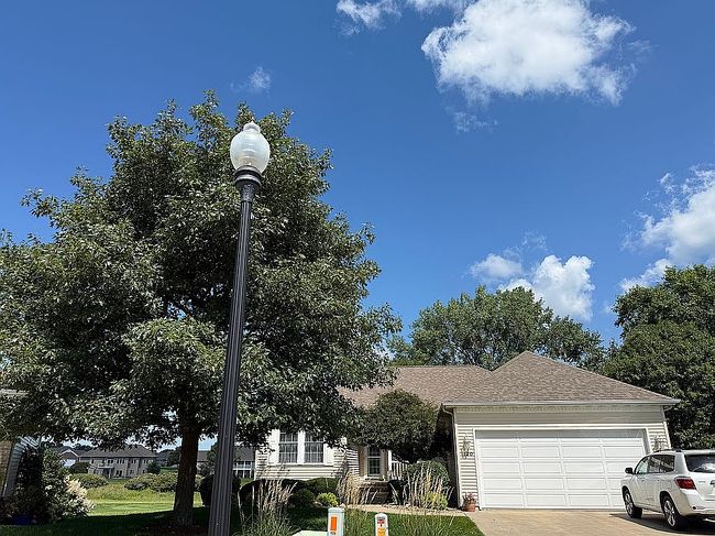 Photo of 120 Augusta Cir, Waverly, IA