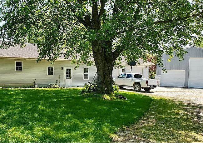 Photo of 15772 E 1000th Ave