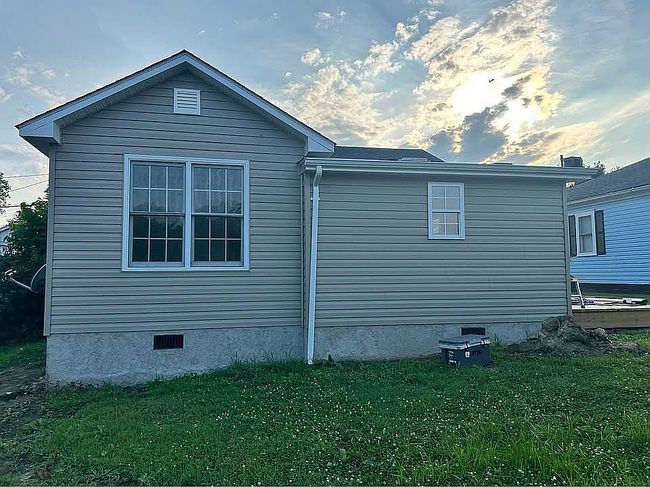 Photo of 61 Mccoole Ave, Paw Paw, WV