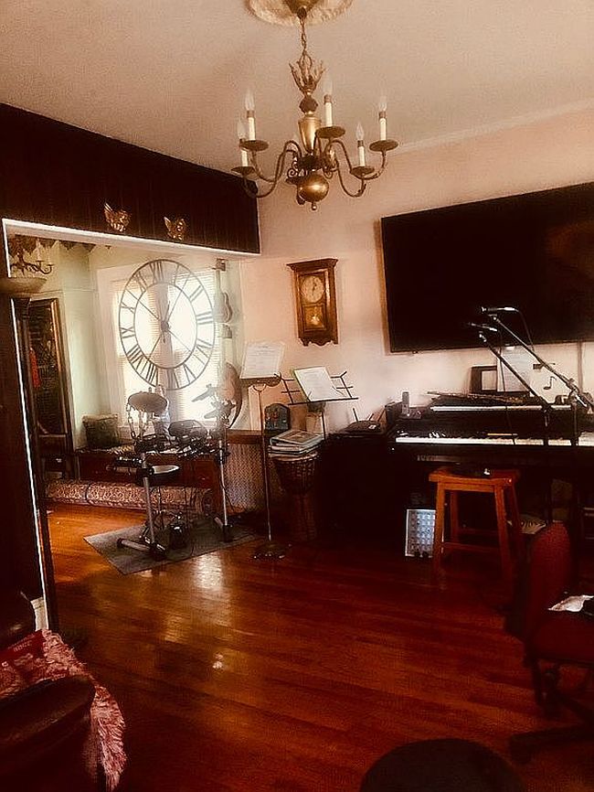 Additional photo 1 of property located at 23 Saint John St