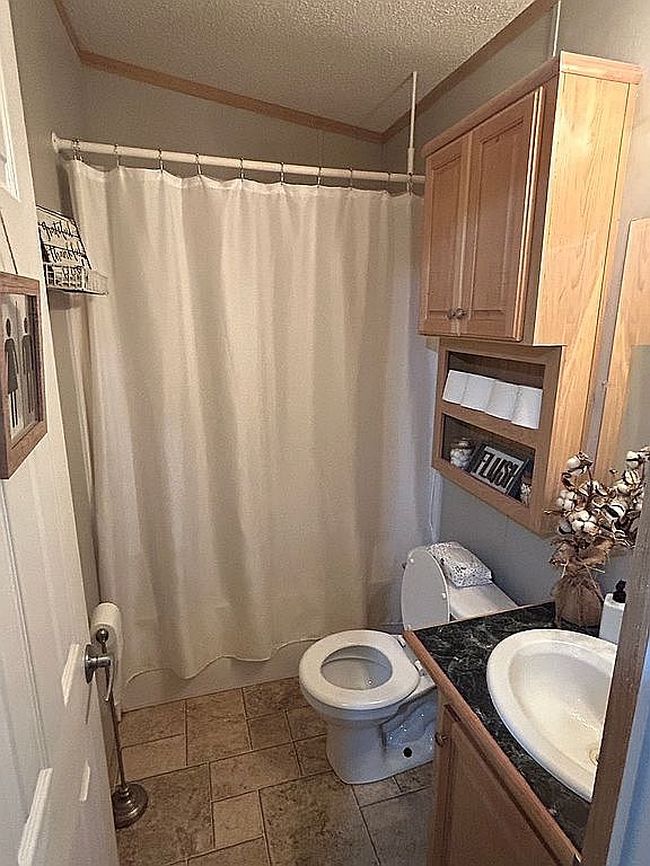 Photo of 406 Hanson Dr, Houma, LA