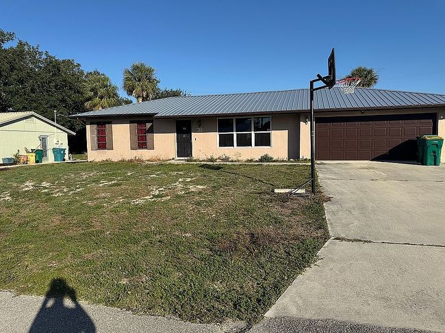 Photo of 675 Eifel Ter Nw, Port Charlotte, FL