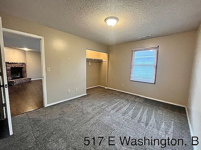 Image of 515-517 E Washington St