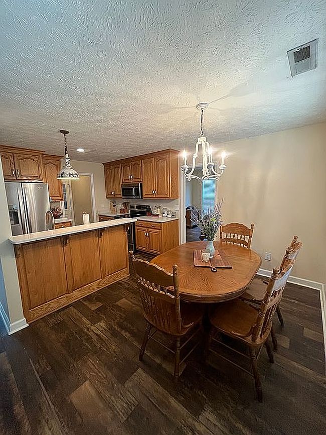 Photo of 370 Center Springs Rd, Somerville, AL