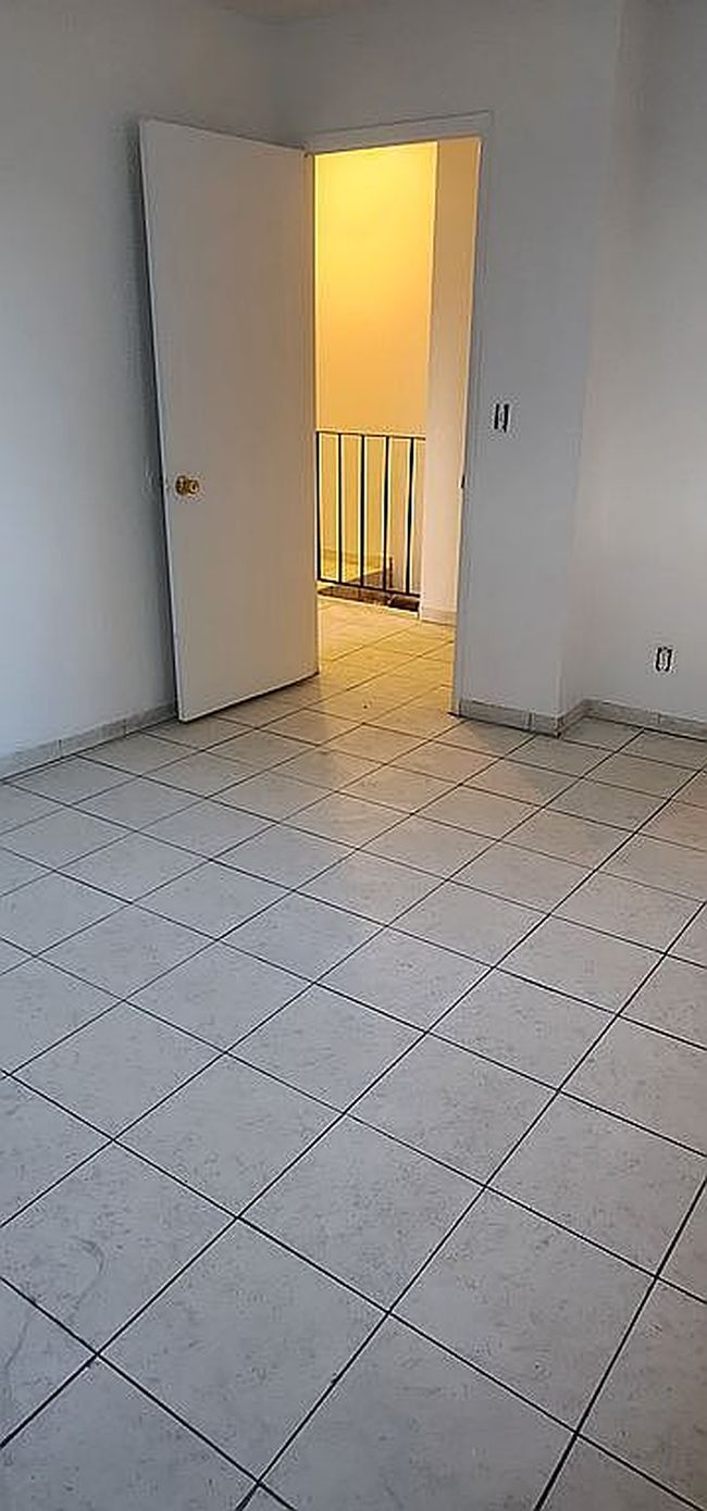 Photo of 4459 La Cresta Way Apt 3, Stockton, CA