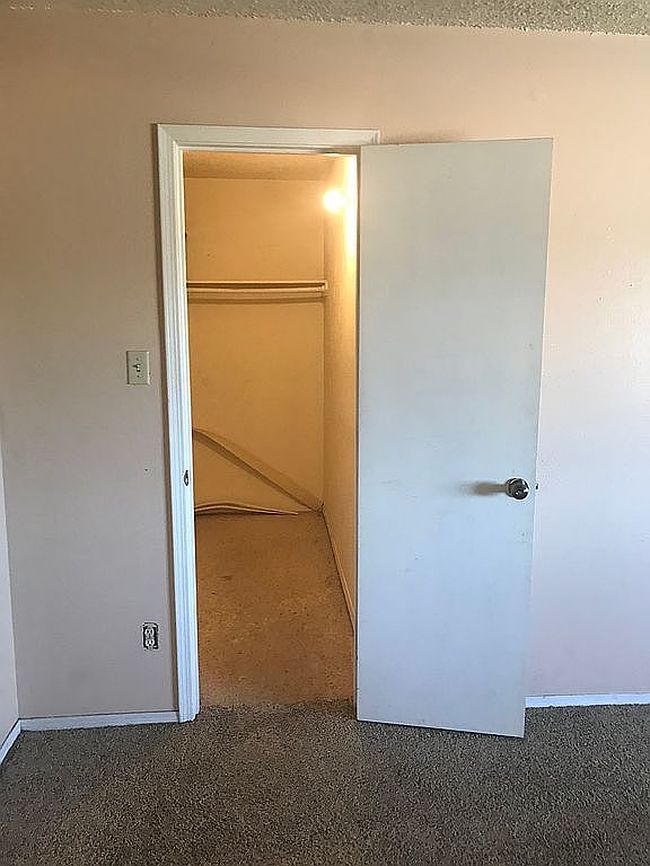 Photo of 300 W Mescalero Rd, Roswell, NM
