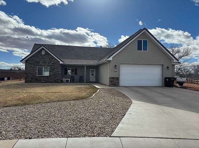 Photo of 149 W Sedona Valley Rd, Kanab, UT