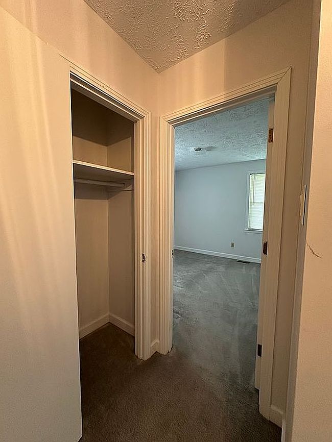 Additional photo 2 of property located at 1115 Apache Trl