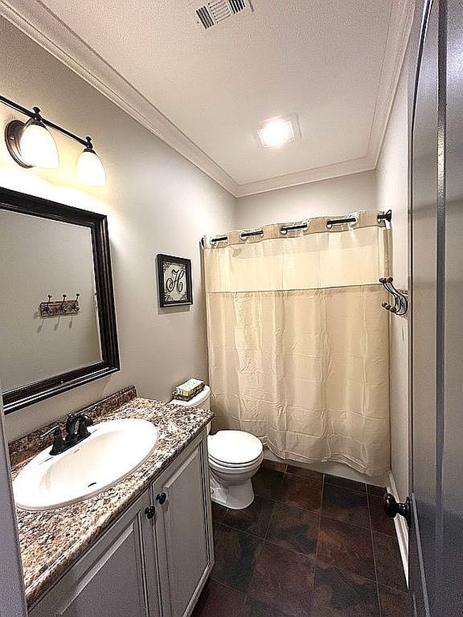 Photo of 145 Marilyns Pl, Caledonia, MS