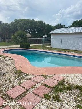 Preview of property located at 914 S Daytona Ave