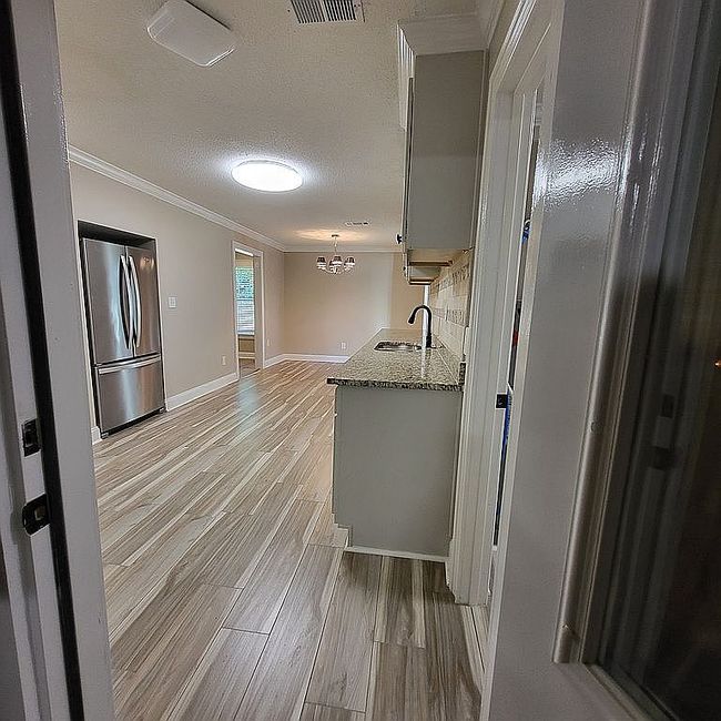 Additional photo 3 of property located at 103 Ridley Ct