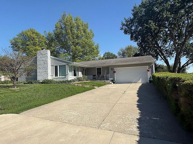 Additional photo 1 of property located at 408 Hillside Dr