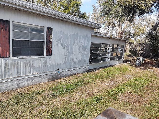 Image of 21357 Campbell Dr