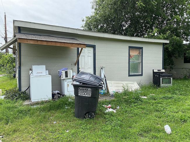 Photo of 311 Nw 24th St, San Antonio, TX