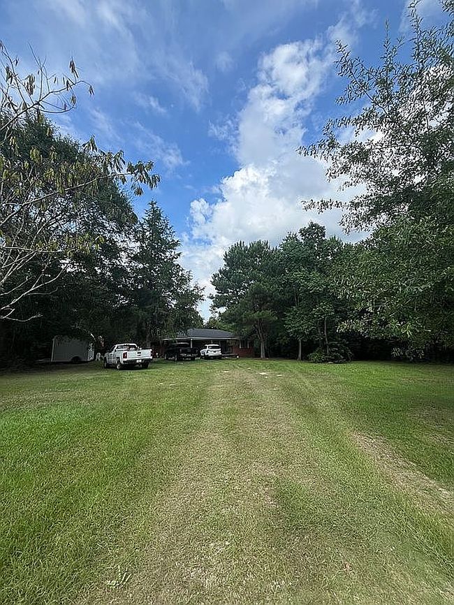 Photo of 85 Country Cir