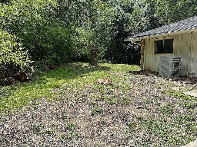 Photo of 8900 Valley Brook Cir, Woodway, TX