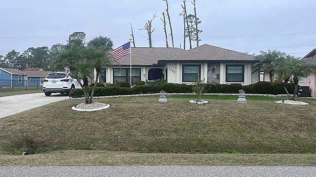 Image of 2293 Summit St