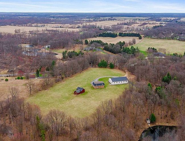 Photo of 16475 17 1/2 Mile Rd, Marshall, MI