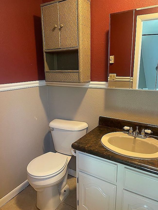 Photo of 859 W 5th St, Sheridan, WY