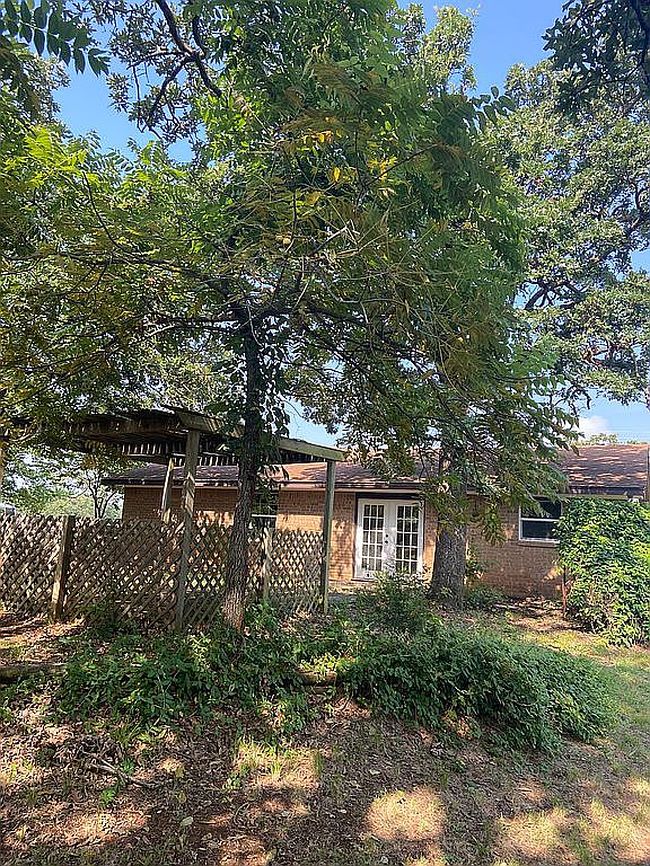 Photo of 6424 West Dr, Guthrie, OK