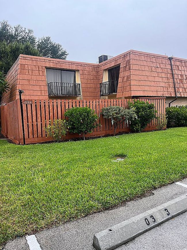 Photo of 1703 Park Meadows Dr Apt 3, Fort Myers, FL