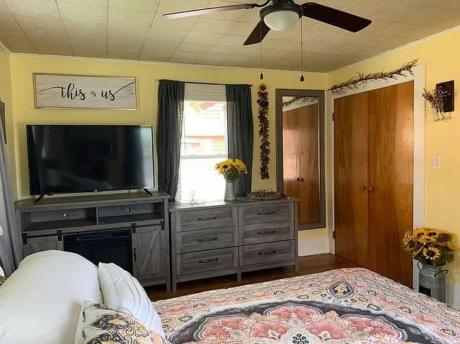 Photo of 213 Hillside Ave, Berlin, NH