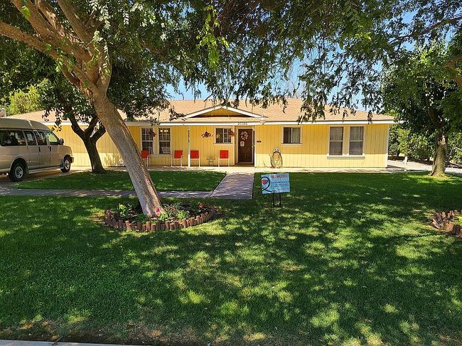 Photo of 20015 Road 212, Lindsay, CA
